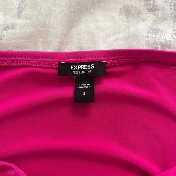 EXPRESS Body Contour - Picture 3 of 7